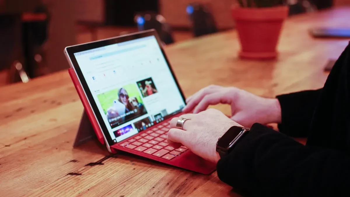 Microsoft Surface Laptop 7 Review: The New Windows Benchmark