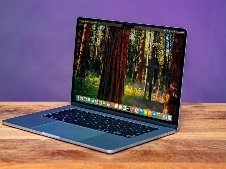 M4 MacBook Air closed