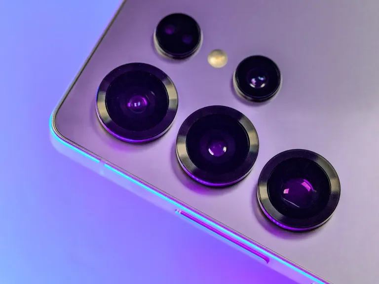 Samsung Galaxy S25 Ultra front view