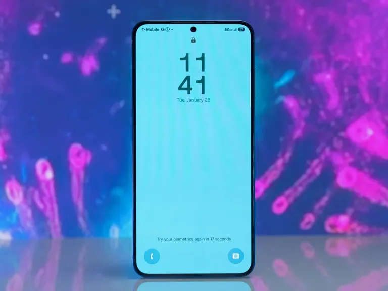 Samsung Galaxy S25 Plus back view